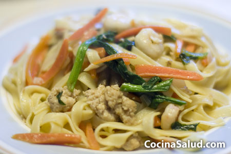 Tallarines chinos 8 delicias – Cocina Salud